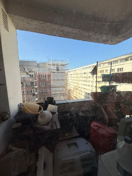 Iancului x Vatra Luminoasa x Maior Coravu, 5 min. Metrou Iancului.